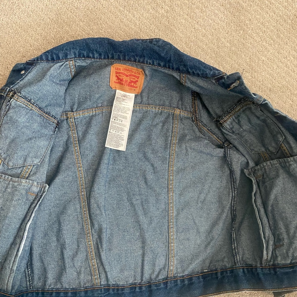 Boys Levi's Trucker Jacket - Picture 3 of 10